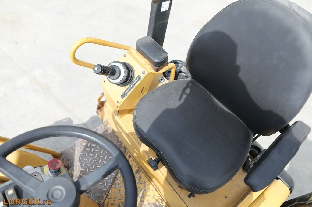 Road roller CAT CB 224 E: picture 8 Road roller CAT CB 224 E: picture 8