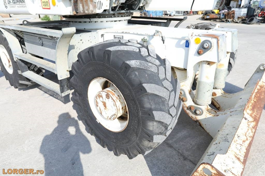 Leasing of Liebherr A 914  Liebherr A 914: picture 20