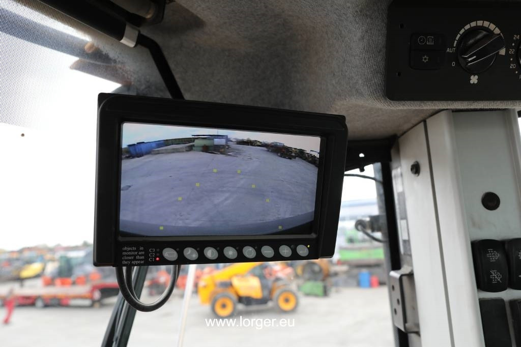 Wheel loader Volvo L 220 H: picture 20