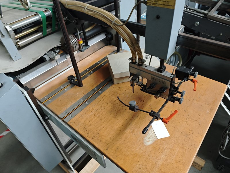 MB Bäuerle CAS 524 | 1995 - Folding machine: picture 5 MB Bäuerle CAS 524 | 1995 - Folding machine: picture 5