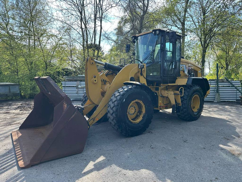 Cat 930M new tires! - Wheel loader: picture 3 Cat 930M new tires! - Wheel loader: picture 3