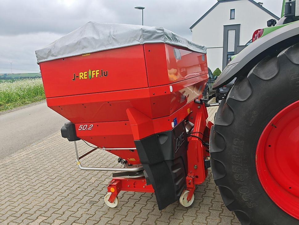 J.Reiff Sarl
Herr Stefan Neukirch - 77 Z.I in den - Fertilizer spreader: picture 5 J.Reiff Sarl
Herr Stefan Neukirch - 77 Z.I in den - Fertilizer spreader: picture 5
