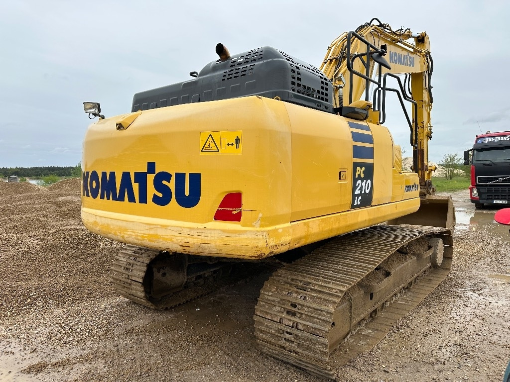Komatsu PC 210 LC-11 - Crawler excavator: picture 4 Komatsu PC 210 LC-11 - Crawler excavator: picture 4
