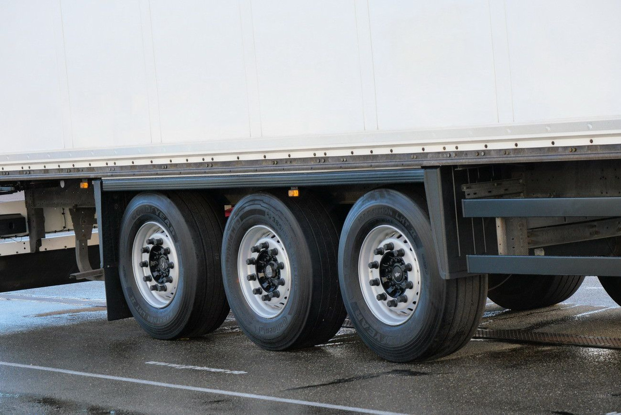 Schmitz Cargobull SKO 24/DOPPELSTOCK / ZURRLEISTE / LASI 12642 XL - Closed box semi-trailer: picture 5 Schmitz Cargobull SKO 24/DOPPELSTOCK / ZURRLEISTE / LASI 12642 XL - Closed box semi-trailer: picture 5