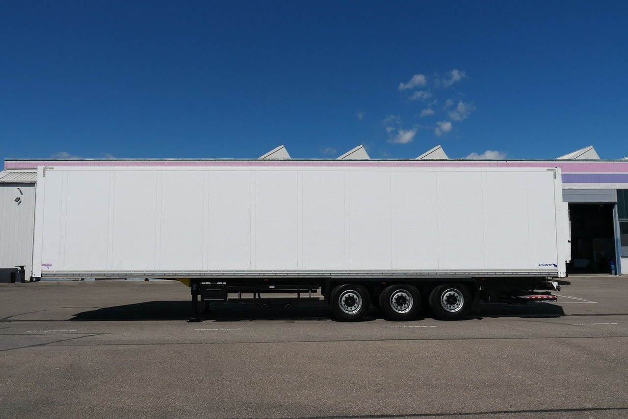 Schmitz Cargobull SKO 24/ ROLLTOR / LBW 2000 kg / TÜV NEU - Closed box semi-trailer: picture 5 Schmitz Cargobull SKO 24/ ROLLTOR / LBW 2000 kg / TÜV NEU - Closed box semi-trailer: picture 5