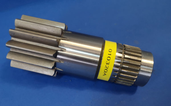 010320A Swivel motor shaft Wacker Neuson ET24 for swivel motor 1000260388, Cat 301.7D for swivel motor 399-2941 (3992941) - Swing motor for Construction machinery: picture 1 010320A Swivel motor shaft Wacker Neuson ET24 for swivel motor 1000260388, Cat 301.7D for swivel motor 399-2941 (3992941) - Swing motor for Construction machinery: picture 1