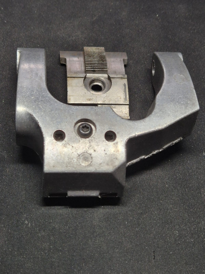 REGULACJA KIEROWNICY SCANIA Blokada kierownicy - Spare parts: picture 3 REGULACJA KIEROWNICY SCANIA Blokada kierownicy - Spare parts: picture 3