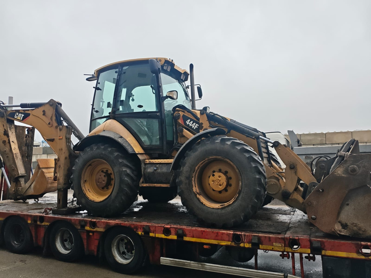 CATERPILLAR 444F - Backhoe loader: picture 1 CATERPILLAR 444F - Backhoe loader: picture 1