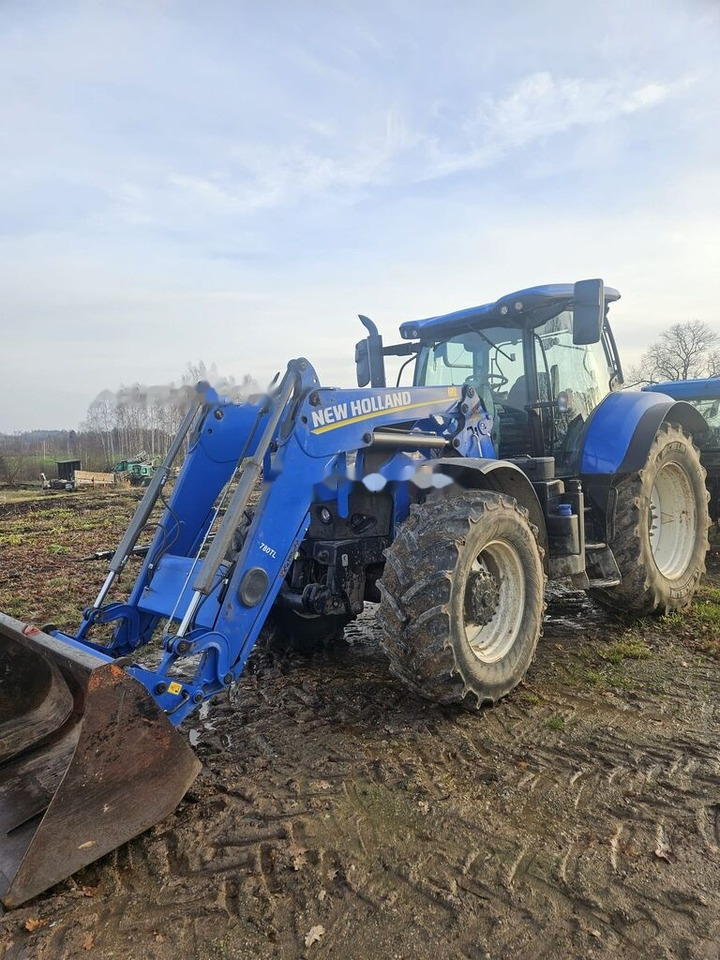 New Holland T7.230 - Farm tractor: picture 1 New Holland T7.230 - Farm tractor: picture 1