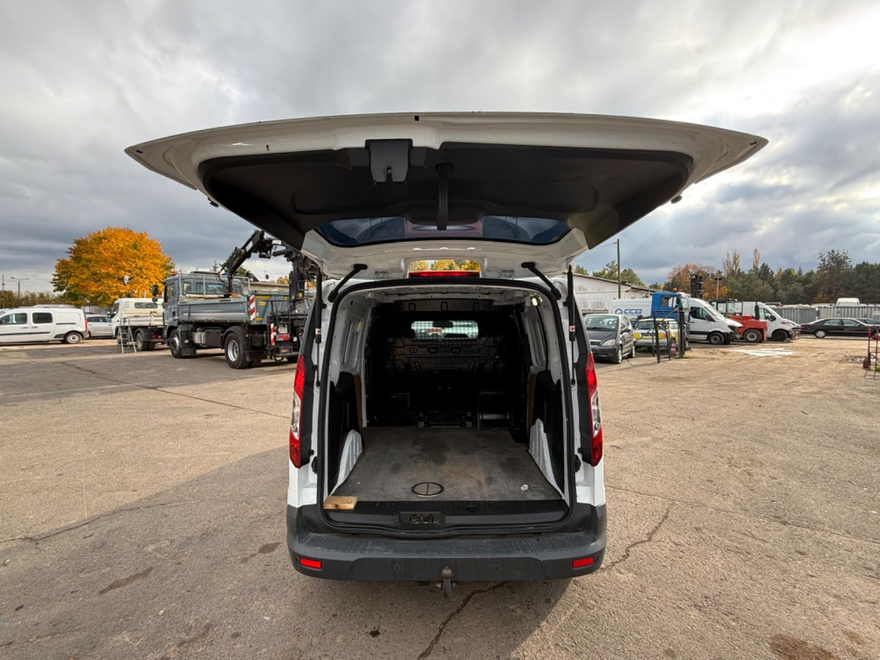 Passenger van Ford Transit Connect Kasten Trend: picture 6