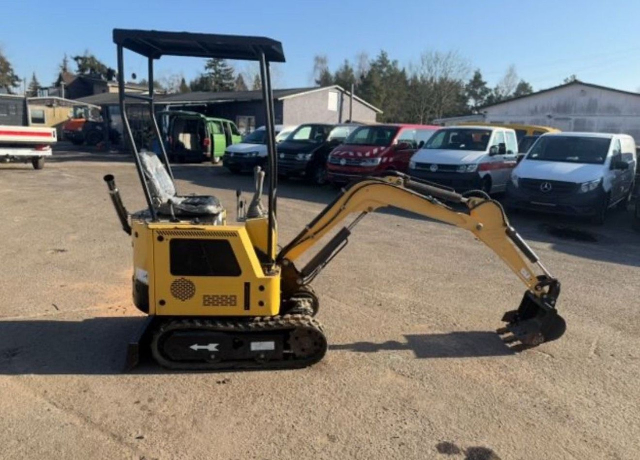 - Mini excavator: picture 2 - Mini excavator: picture 2