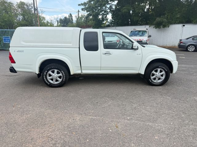 Isuzu D-Max Single Cab Basis 4WD - SUV: picture 3 Isuzu D-Max Single Cab Basis 4WD - SUV: picture 3