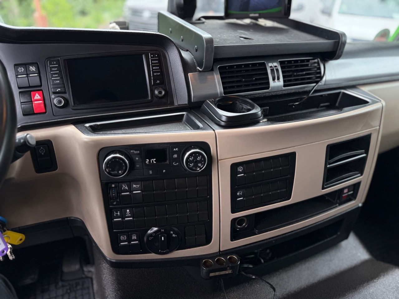 MAN TGM 15.290 Klima Temopmat Lbw - Curtainsider truck: picture 5 MAN TGM 15.290 Klima Temopmat Lbw - Curtainsider truck: picture 5