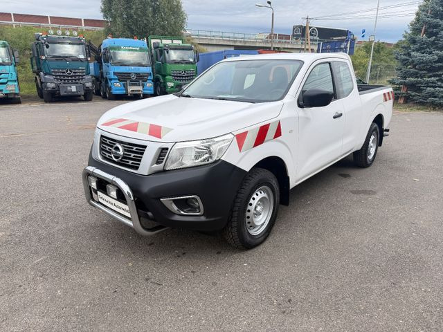 Nissan Navara NP300 Visia King Cab 4x4 - SUV: picture 3 Nissan Navara NP300 Visia King Cab 4x4 - SUV: picture 3