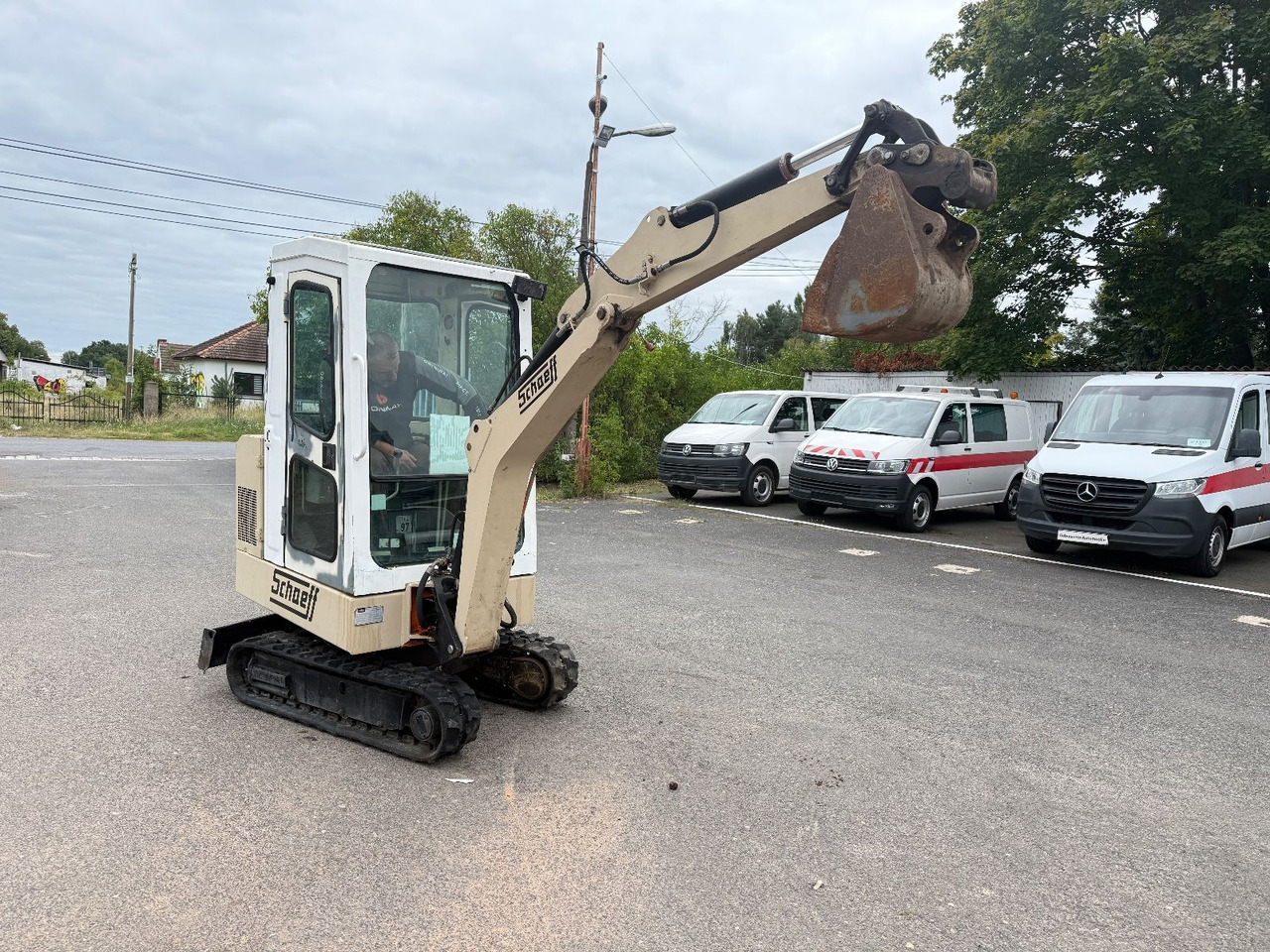 Schaeff HR 12 - Mini excavator: picture 1 Schaeff HR 12 - Mini excavator: picture 1
