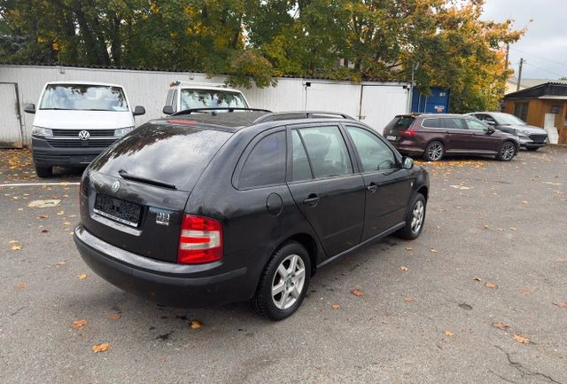 Skoda Fabia Combi Cool Edition - Estate car: picture 4 Skoda Fabia Combi Cool Edition - Estate car: picture 4