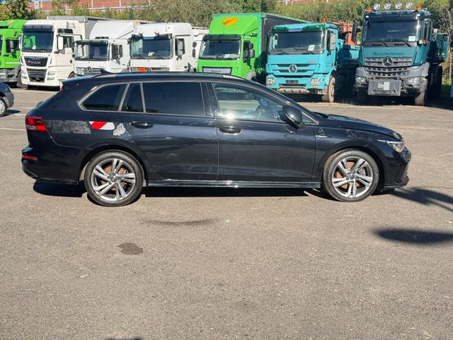 Volkswagen Golf VIII Variant R-Line Wasserschaden - Estate car: picture 5 Volkswagen Golf VIII Variant R-Line Wasserschaden - Estate car: picture 5