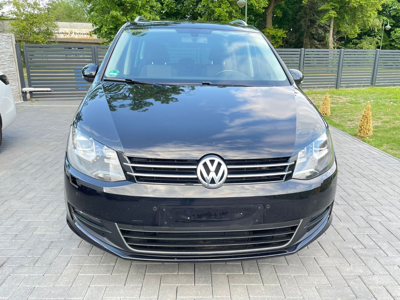 Volkswagen Sharan Style BMT - Sedan: picture 1 Volkswagen Sharan Style BMT - Sedan: picture 1
