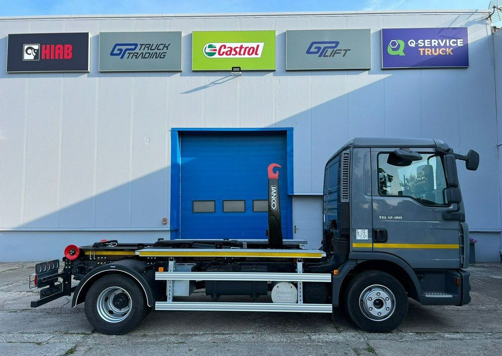 Garbage truck MAN TGL 12.180, hakowiec Janco/GP Lift: picture 8