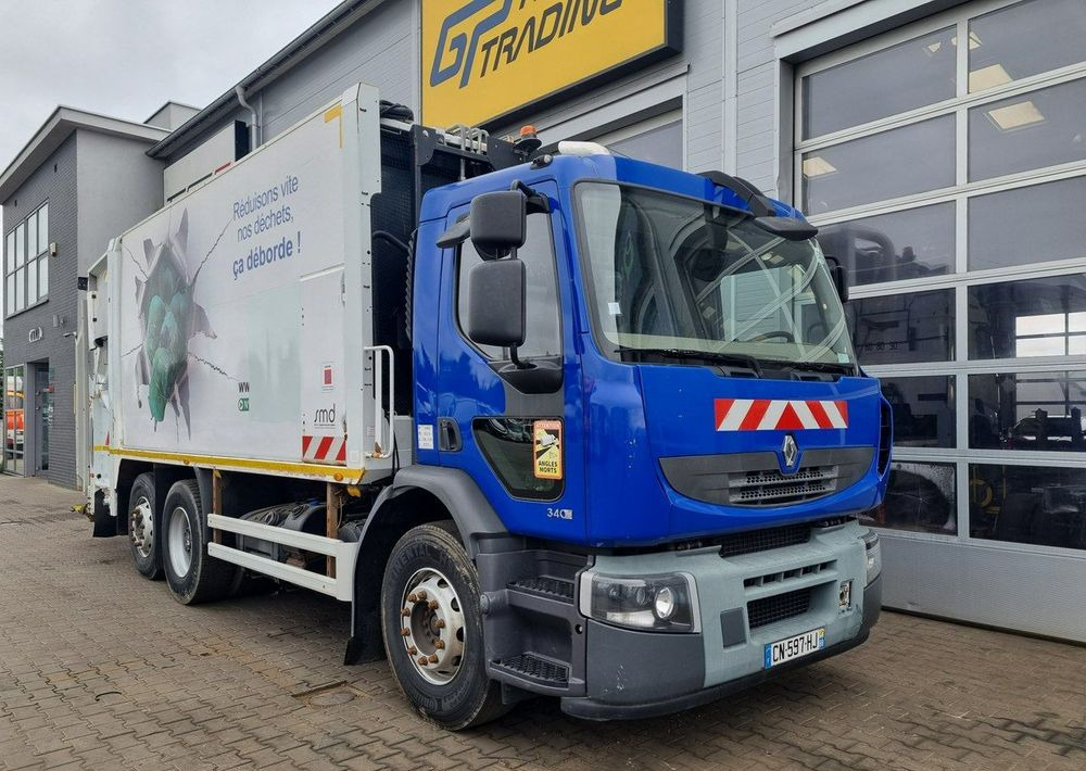 Renault D26 - Garbage truck: picture 3 Renault D26 - Garbage truck: picture 3