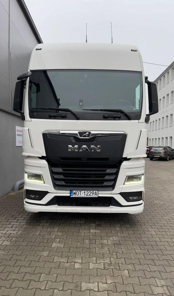 MAN TGX - Tractor unit: picture 2 MAN TGX - Tractor unit: picture 2