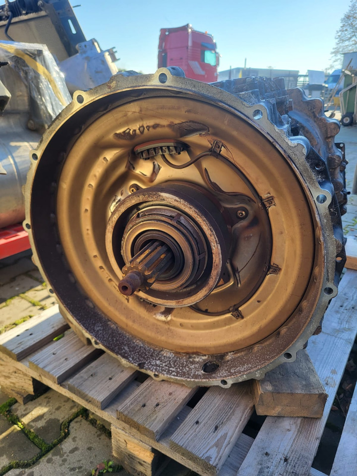 ZF TRAXON 12 TX 2826 - Gearbox: picture 4 ZF TRAXON 12 TX 2826 - Gearbox: picture 4