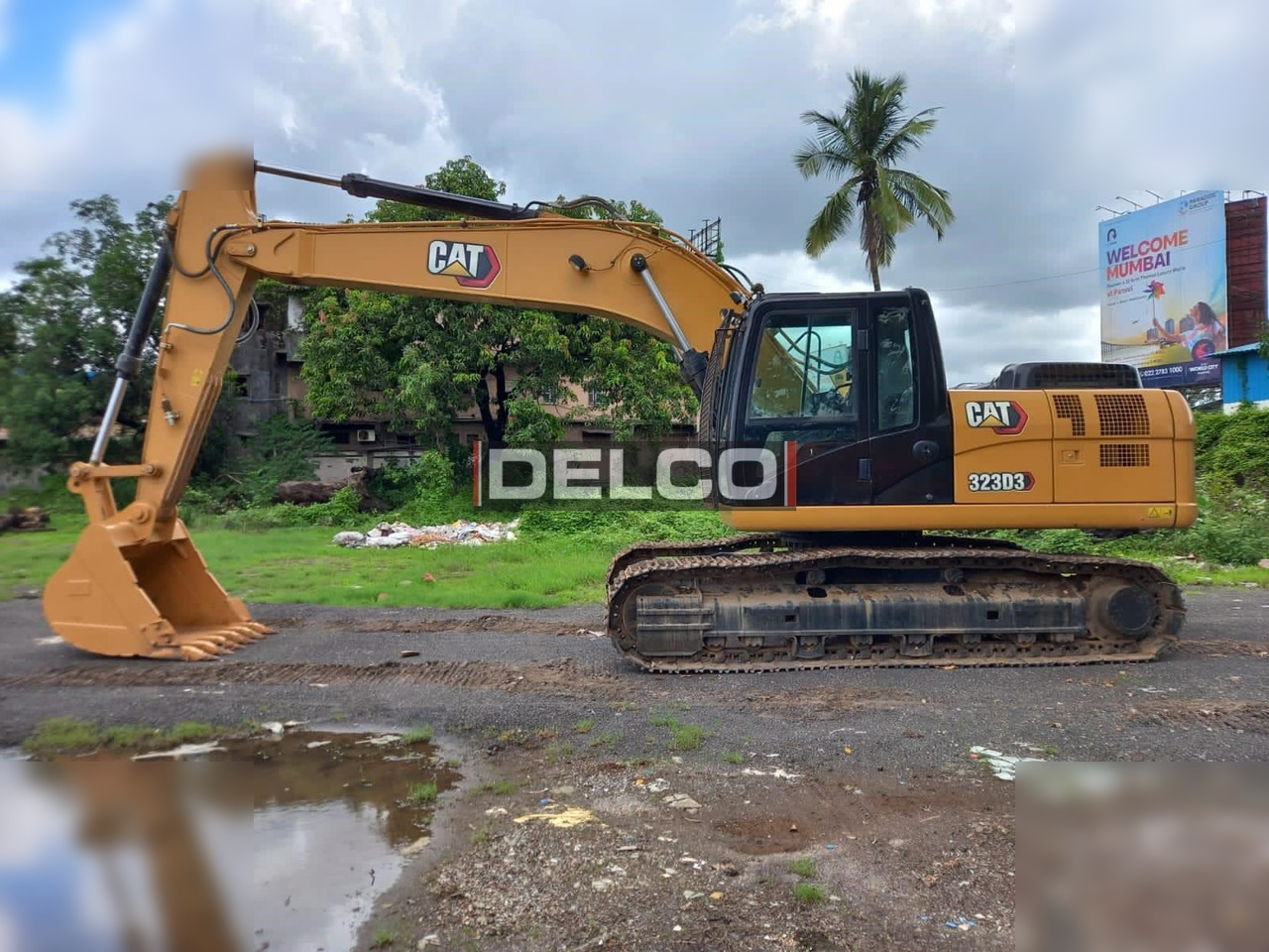 CATERPILLAR 323D3 - Crawler excavator: picture 2 CATERPILLAR 323D3 - Crawler excavator: picture 2