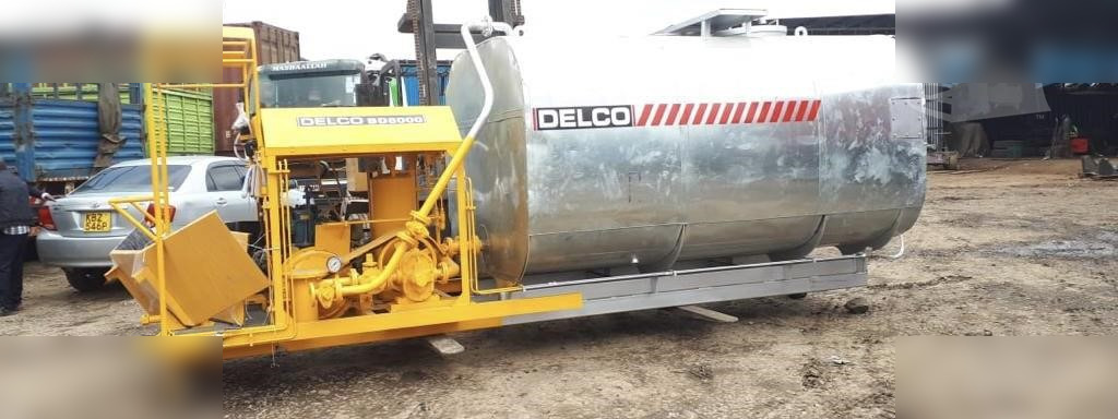 DELCO BD5000 - Asphalt distributor: picture 1 DELCO BD5000 - Asphalt distributor: picture 1