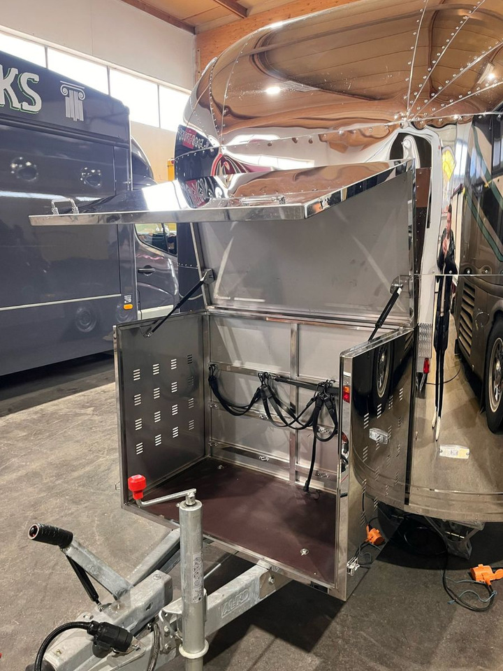 Leasing of  Esselmann Delistar Foodtruck 6000 ähn. Airstream Esselmann Delistar Foodtruck 6000 ähn. Airstream: picture 6
