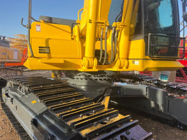Komatsu PC450 - Crawler excavator: picture 5 Komatsu PC450 - Crawler excavator: picture 5