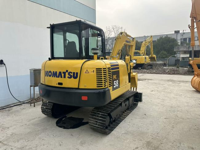 Komatsu PC56 - Mini excavator: picture 1 Komatsu PC56 - Mini excavator: picture 1