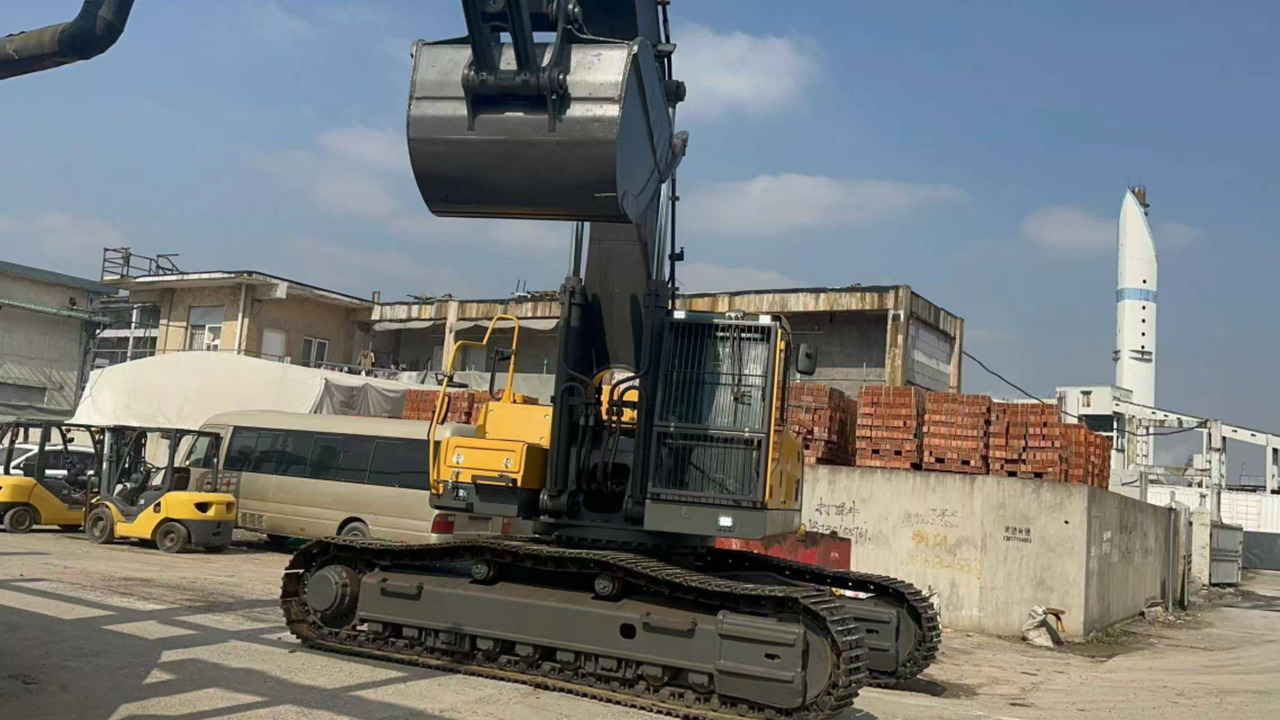VOLVO EC480 - Crawler excavator: picture 4 VOLVO EC480 - Crawler excavator: picture 4