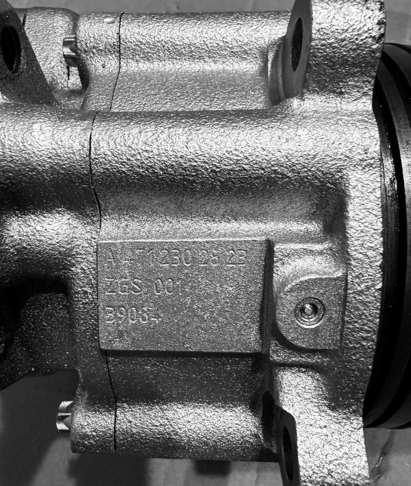 Mercedes PRZYSTAWKA odbioru mocy PTO pompy hydrauliki Setra Class 470 - Spare parts for Truck: picture 5 Mercedes PRZYSTAWKA odbioru mocy PTO pompy hydrauliki Setra Class 470 - Spare parts for Truck: picture 5