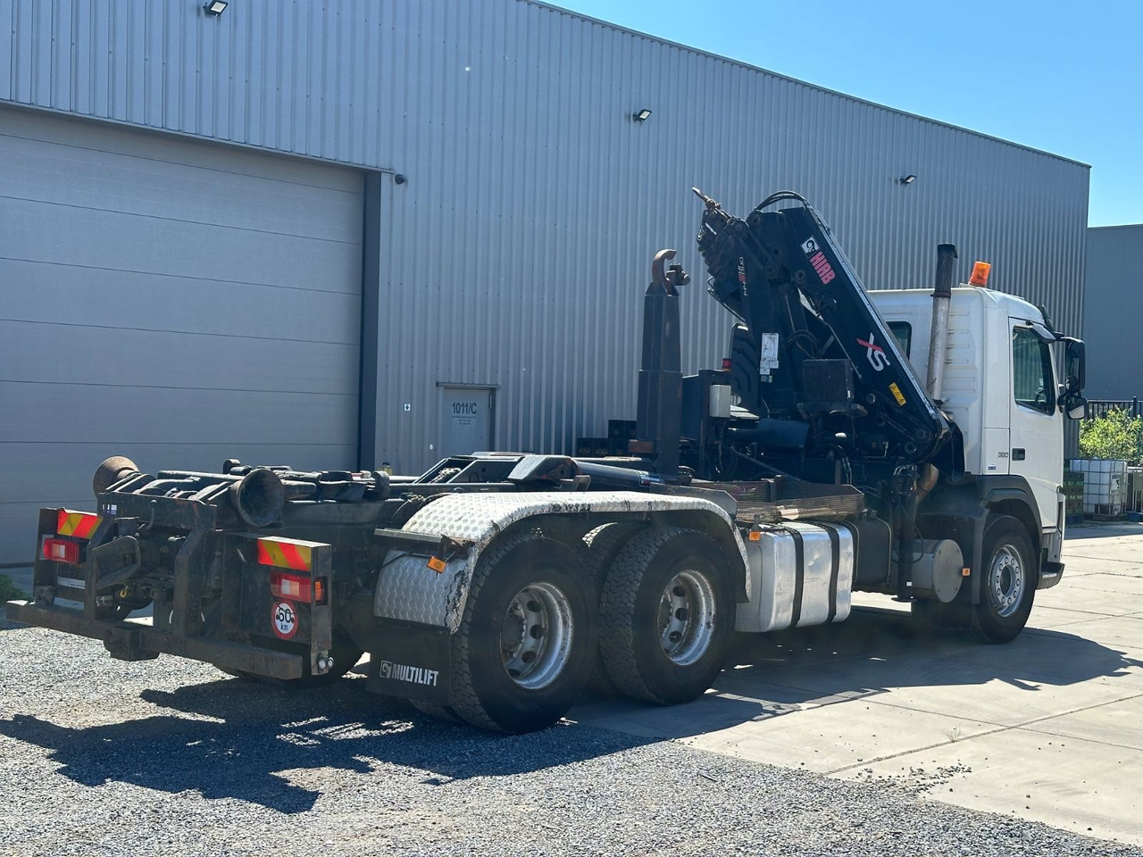 Volvo FM12 380 Hiab 144E-3 - Hook lift truck: picture 4 Volvo FM12 380 Hiab 144E-3 - Hook lift truck: picture 4