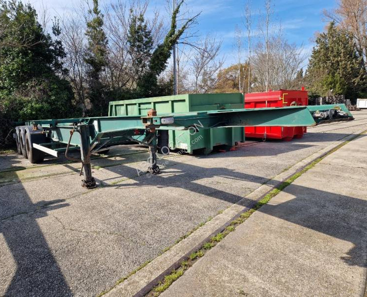 Fruehauf - Container transporter/ Swap body semi-trailer: picture 3 Fruehauf - Container transporter/ Swap body semi-trailer: picture 3