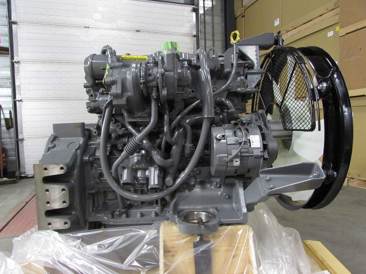 Isuzu 4JJ1XYSS-01 - Engine for Excavator: picture 1 Isuzu 4JJ1XYSS-01 - Engine for Excavator: picture 1