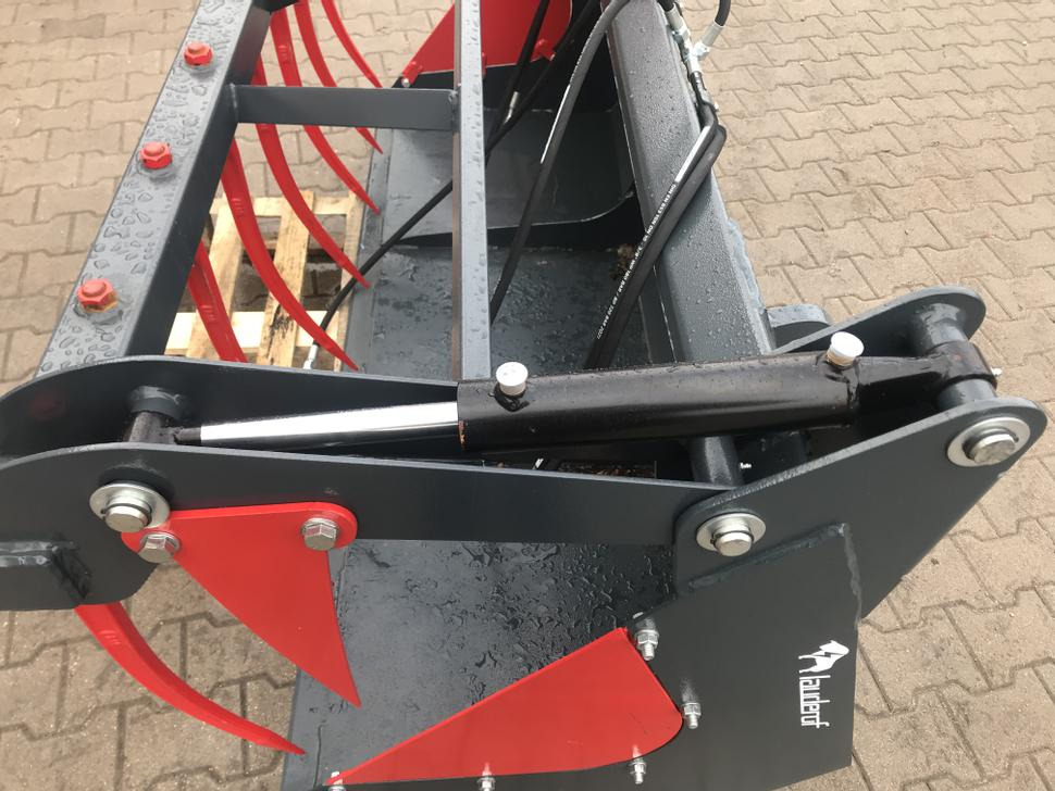 New Clamp for Farm tractor Lauderof Krokodilschaufel / Manure grab / Grappin à fumier / Benna coccodrillo / Ковш-захват / Łyżko-krokodyl 1,8 m: picture 6 New Clamp for Farm tractor Lauderof Krokodilschaufel / Manure grab / Grappin à fumier / Benna coccodrillo / Ковш-захват / Łyżko-krokodyl 1,8 m: picture 6