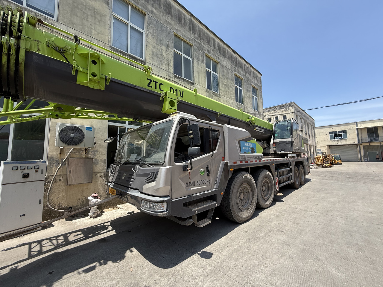 ZOOMLION ZTC801V5 - Mobile crane: picture 3 ZOOMLION ZTC801V5 - Mobile crane: picture 3