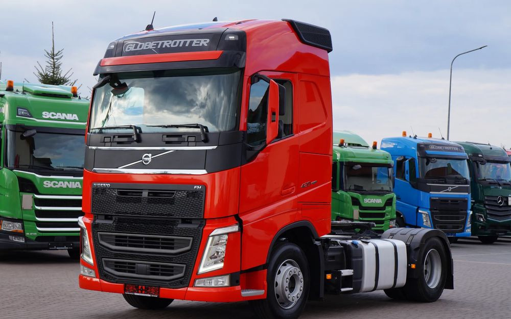 Volvo FH 4 EURO 6 GLOBETROTTER NISKI PRZEBIEG PEŁEN SERWIS - Tractor unit: picture 1 Volvo FH 4 EURO 6 GLOBETROTTER NISKI PRZEBIEG PEŁEN SERWIS - Tractor unit: picture 1