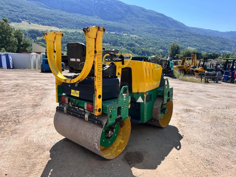 Ammann AV26-2 COMPACTEUR ROULEAU TANDEM VIBRANT ARTICULÉ - Road roller: picture 5 Ammann AV26-2 COMPACTEUR ROULEAU TANDEM VIBRANT ARTICULÉ - Road roller: picture 5