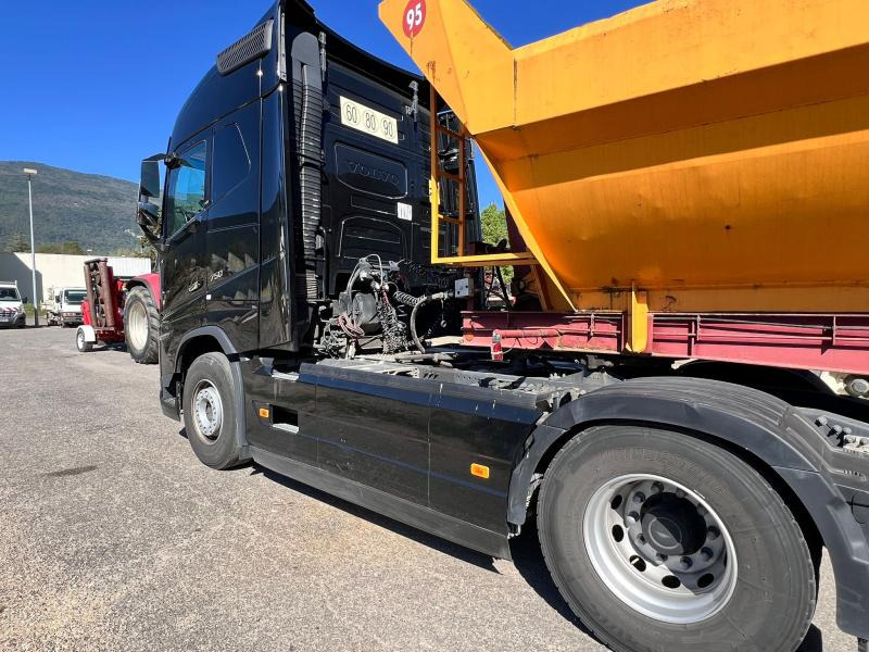Volvo FH16 750cv 4x2 Cabine Glob Hydraulique - Tractor unit: picture 5 Volvo FH16 750cv 4x2 Cabine Glob Hydraulique - Tractor unit: picture 5