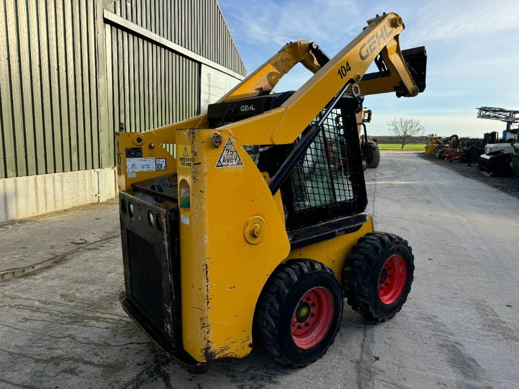 Gehl R 165 - Skid steer loader: picture 3 Gehl R 165 - Skid steer loader: picture 3