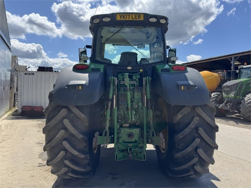 John Deere John Deere 6215R Autopower - Farm tractor: picture 5 John Deere John Deere 6215R Autopower - Farm tractor: picture 5