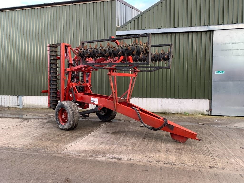 Ktwo AE-RO 10m Grassland slitter - Soil tillage equipment: picture 1 Ktwo AE-RO 10m Grassland slitter - Soil tillage equipment: picture 1