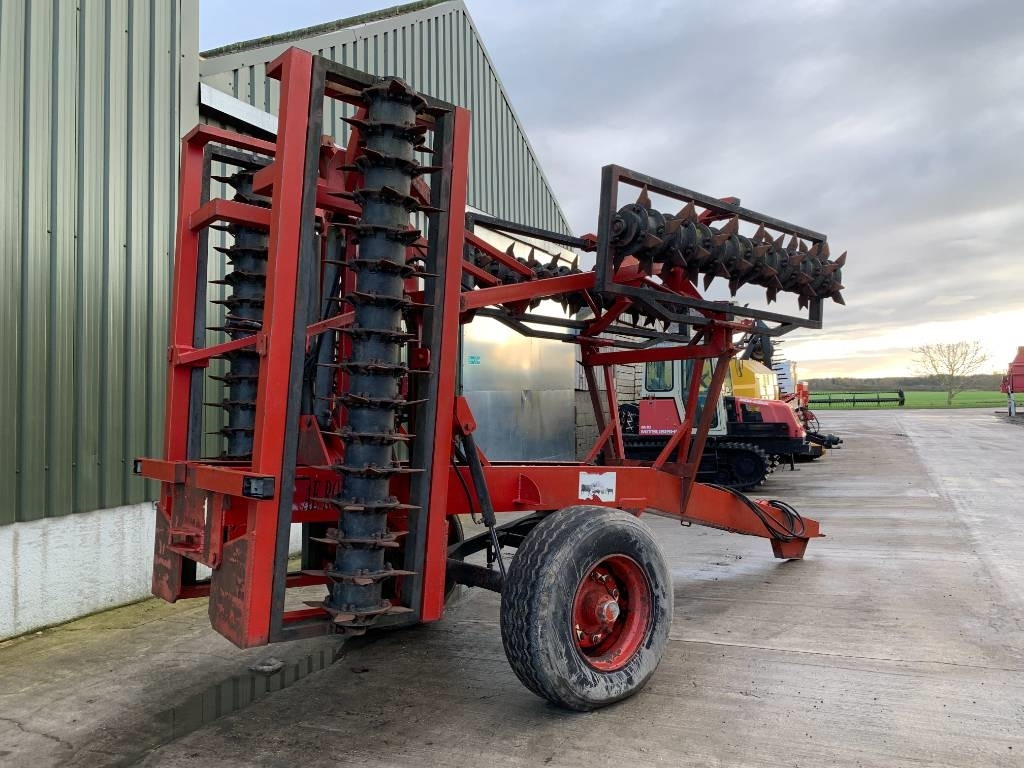 Ktwo AE-RO 10m Grassland slitter - Soil tillage equipment: picture 3 Ktwo AE-RO 10m Grassland slitter - Soil tillage equipment: picture 3