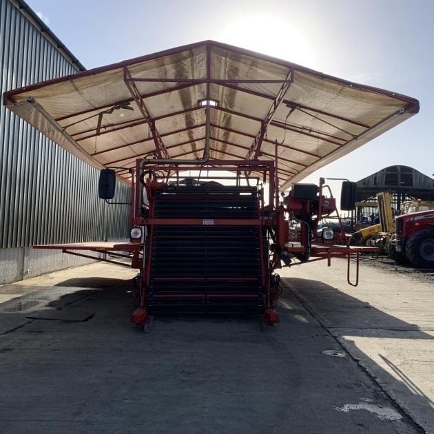 Simons Salad / Lettuce Harvester Simons - Harvester attachment: picture 4 Simons Salad / Lettuce Harvester Simons - Harvester attachment: picture 4