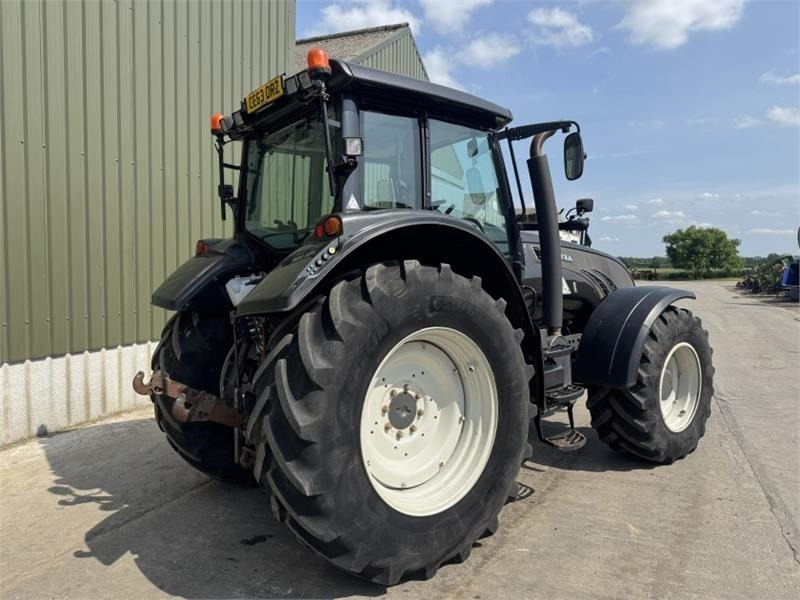 Valtra T163 Direct 50K *New Transmission* - Farm tractor: picture 2 Valtra T163 Direct 50K *New Transmission* - Farm tractor: picture 2