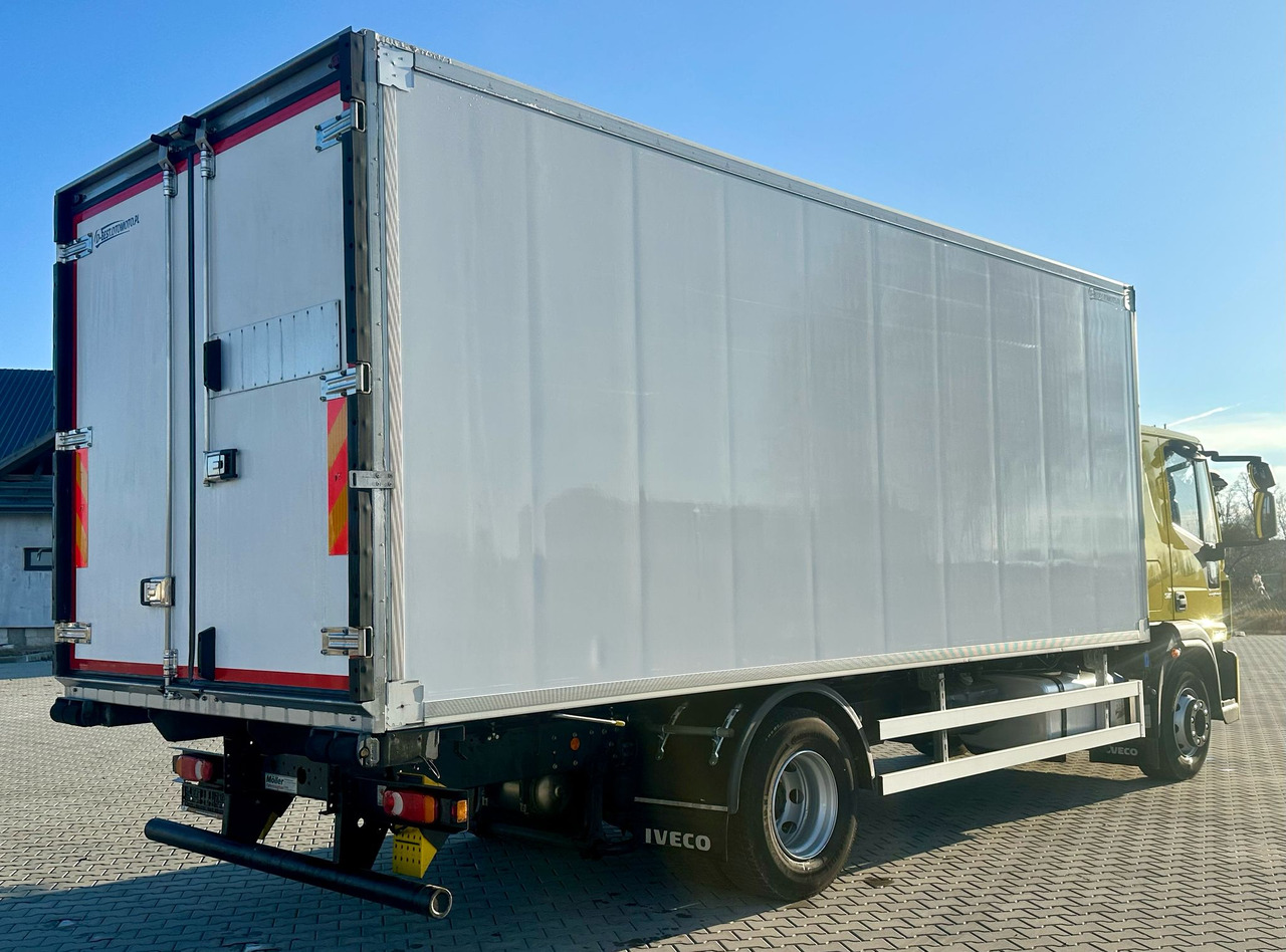 IVECO EUROCARGO 160-280 / CHŁODNIA / 6.1 M DŁUGOŚCI / 15 EUROPALET / AUTOMAT / SYPIALKA / NISKI PRZEBIEG / 16 TON DMC / CARRIER SPALINOWO - ELEKTRYCZNY / 2018 ROK - Refrigerator truck: picture 5 IVECO EUROCARGO 160-280 / CHŁODNIA / 6.1 M DŁUGOŚCI / 15 EUROPALET / AUTOMAT / SYPIALKA / NISKI PRZEBIEG / 16 TON DMC / CARRIER SPALINOWO - ELEKTRYCZNY / 2018 ROK - Refrigerator truck: picture 5