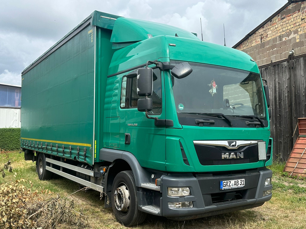 MAN TGM 12.250 / 15.250 / FIRANKA / WINDA / AUTOMAT / 18 PALET / SYPIALKA / 2017 ROK - Curtainsider truck: picture 1 MAN TGM 12.250 / 15.250 / FIRANKA / WINDA / AUTOMAT / 18 PALET / SYPIALKA / 2017 ROK - Curtainsider truck: picture 1