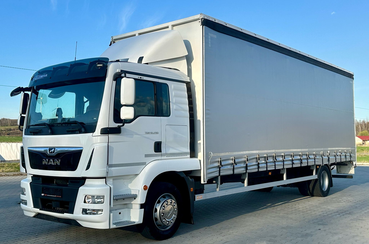 MAN TGM 18.290 / FIRANKA / WINDA / 22 EUROPALETY / AUTOMAT / SYPIALKA / 9 059 KG ŁADOWNOŚCI / NISKI PRZEBIEG / ZSUWANY DACH / EURO 6 - Curtainsider truck: picture 2 MAN TGM 18.290 / FIRANKA / WINDA / 22 EUROPALETY / AUTOMAT / SYPIALKA / 9 059 KG ŁADOWNOŚCI / NISKI PRZEBIEG / ZSUWANY DACH / EURO 6 - Curtainsider truck: picture 2